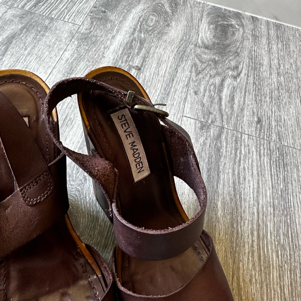 Steve Madden Brown Platform Shoes with Chunky Heel - Picture 8 of 9
